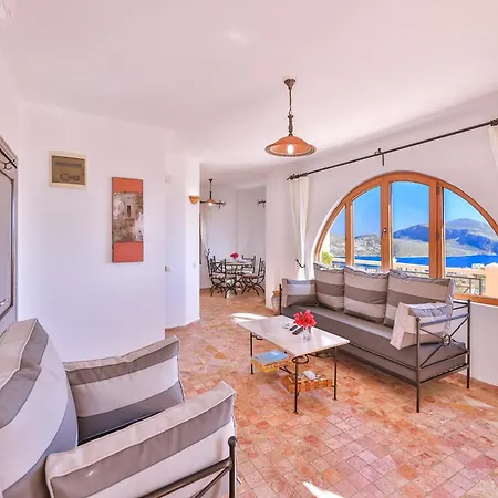 Lebi Derya Apartment