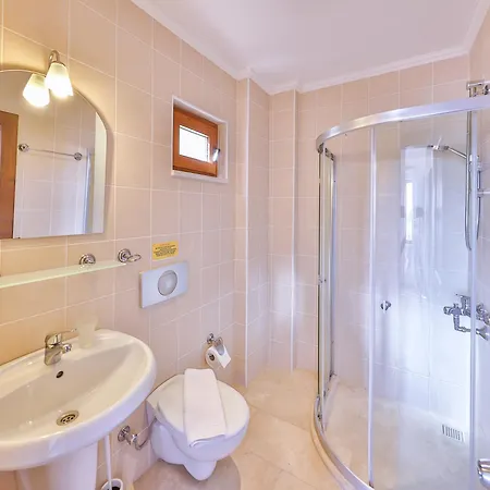 Lebi Derya Apartment